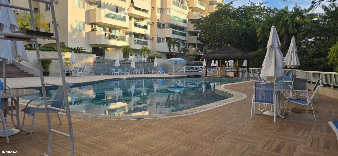 Cobertura, 3 quartos, 176 m² - Foto 2